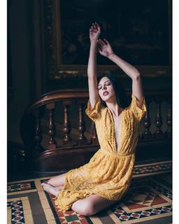 Cyndal McKay feet photo thumbnail