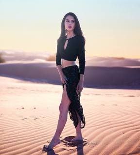 Cyndal McKay feet photo thumbnail