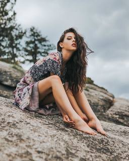 Cyndal McKay feet photo thumbnail