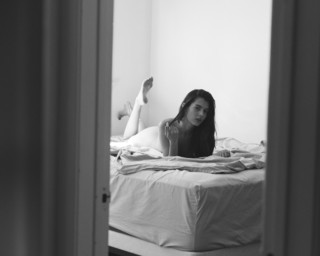 Cyndal McKay feet photo thumbnail