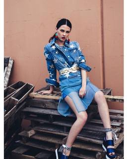 Cyndal McKay feet photo thumbnail