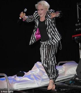 Cyndi Lauper feet photo thumbnail