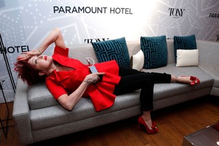 Cyndi Lauper feet photo thumbnail