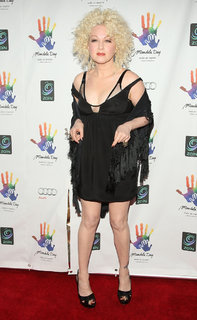Cyndi Lauper feet photo thumbnail