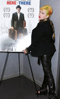 Cyndi Lauper feet photo thumbnail