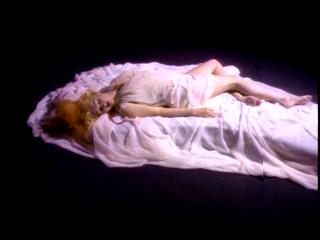 Cyndi Lauper feet photo thumbnail