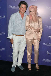 Cyndi Lauper feet photo thumbnail