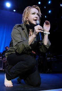 Cyndi Lauper feet photo thumbnail