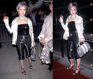 Cyndi Lauper feet photo thumbnail