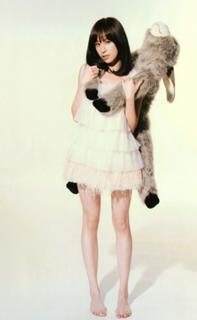 Cyndi Wang feet photo 2