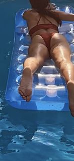Cyndie Allemann feet photo 1