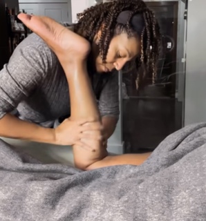 Cynthia Bailey feet photo 17