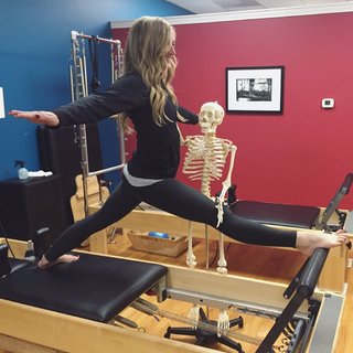 Cynthia Frelund feet photo thumbnail