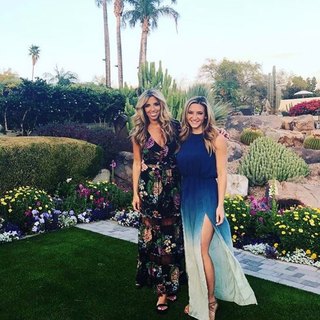 Cynthia Frelund feet photo thumbnail