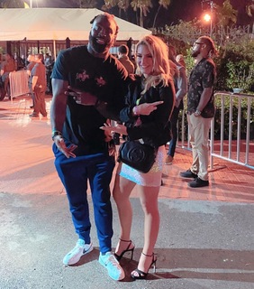 Cynthia Frelund feet photo thumbnail