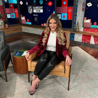 Cynthia Frelund feet photo thumbnail