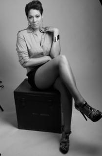 Cynthia Kaye McWilliams feet photo 2