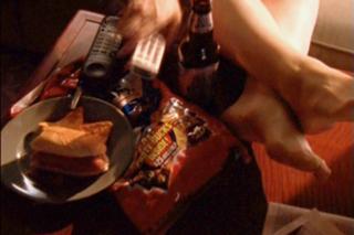 Cynthia Nixon feet photo thumbnail