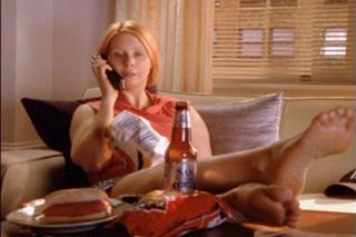 Cynthia Nixon feet photo thumbnail