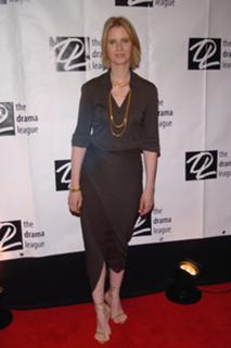 Cynthia Nixon feet photo thumbnail