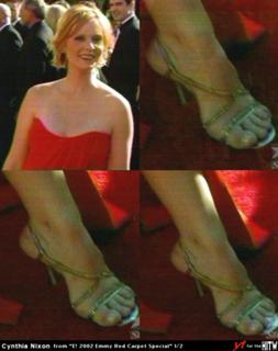Cynthia Nixon feet photo thumbnail