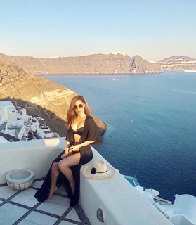 Cynthia Rodríguez feet photo thumbnail