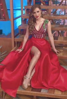 Cynthia Rodríguez feet photo thumbnail