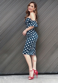 Cynthia Rodríguez feet photo thumbnail