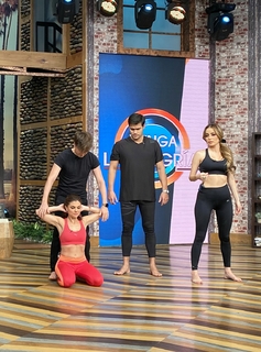 Cynthia Rodríguez feet photo thumbnail