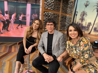 Cynthia Rodríguez feet photo thumbnail