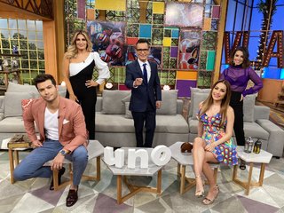 Cynthia Rodríguez feet photo thumbnail