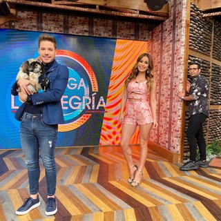 Cynthia Rodríguez feet photo thumbnail