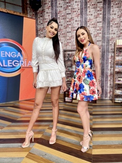 Cynthia Rodríguez feet photo thumbnail