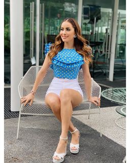 Cynthia Rodríguez feet photo thumbnail