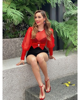 Cynthia Rodríguez feet photo thumbnail