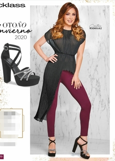 Cynthia Rodríguez feet photo thumbnail