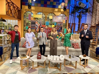 Cynthia Rodríguez feet photo thumbnail