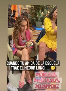Cynthia Rodríguez feet photo thumbnail