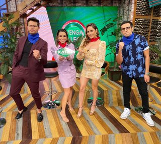 Cynthia Rodríguez feet photo thumbnail