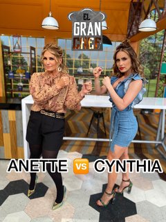 Cynthia Rodríguez feet photo thumbnail