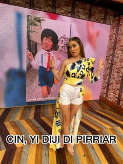 Cynthia Rodríguez feet photo thumbnail