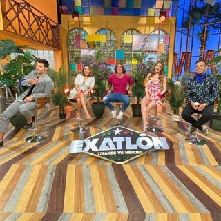 Cynthia Rodríguez feet photo thumbnail