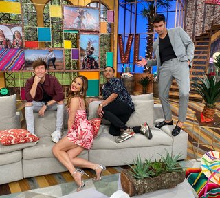 Cynthia Rodríguez feet photo thumbnail