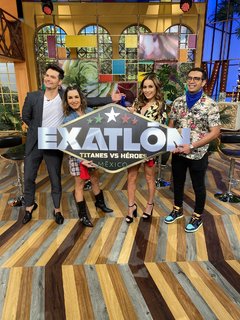 Cynthia Rodríguez feet photo thumbnail