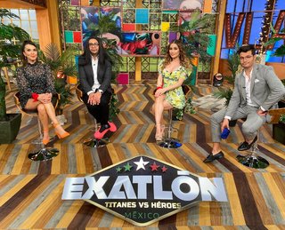 Cynthia Rodríguez feet photo thumbnail