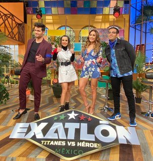 Cynthia Rodríguez feet photo thumbnail