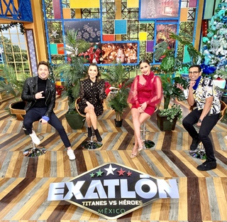 Cynthia Rodríguez feet photo thumbnail