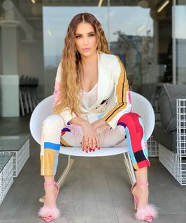 Cynthia Rodríguez feet photo thumbnail