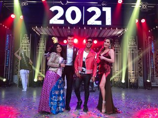 Cynthia Rodríguez feet photo thumbnail