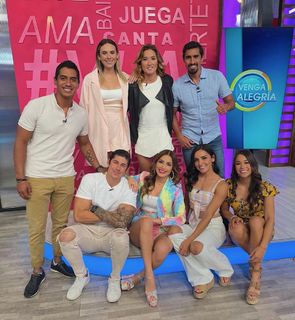 Cynthia Rodríguez feet photo thumbnail